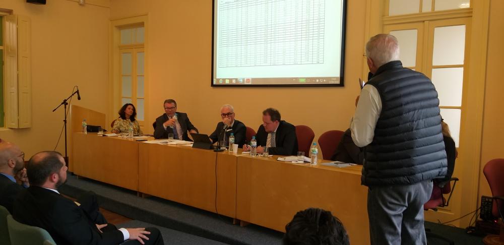 Proibição do herbicida: solução para alguns, arapuca para todos