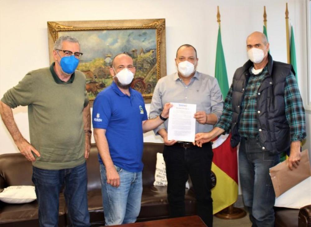 Presente do Irga se reúne com sindicato dos servidores