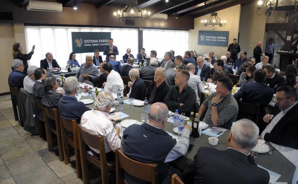 Farsul reúne deputados para marcar posição sobre projetos
