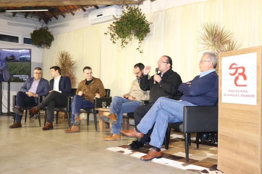 Painelistas apontam para “promissor futuro do RS”, em debate na ExpoCamaquã